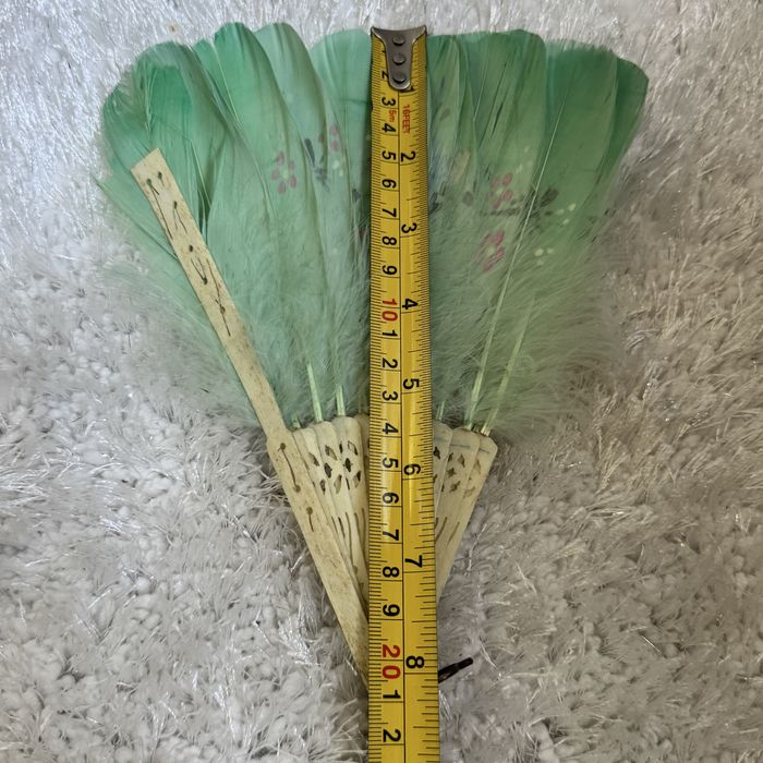 Wachlarz z piór naturalnych