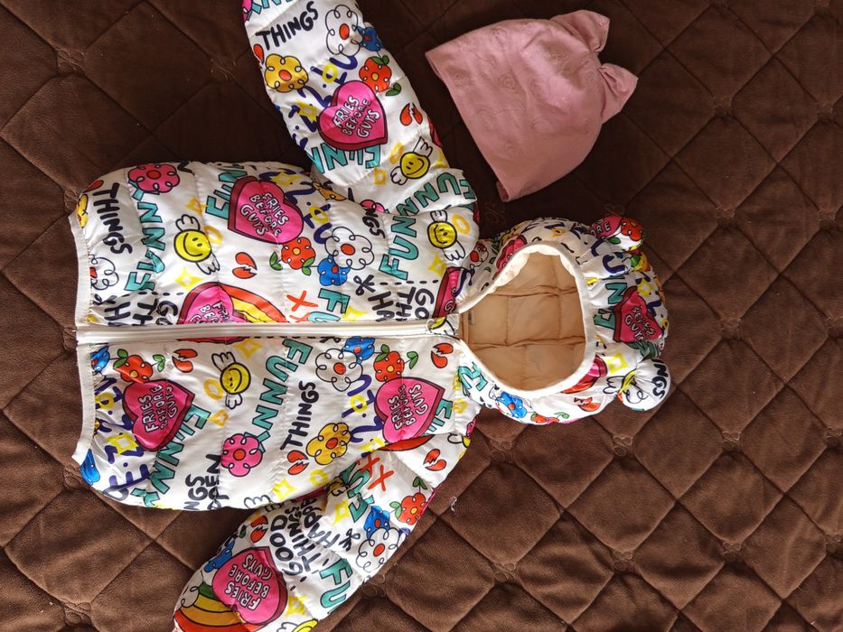 Куртка курточка Деми и шапка