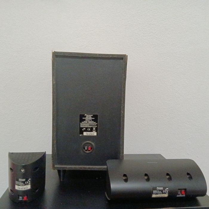 Subwoofer + 2 colunas