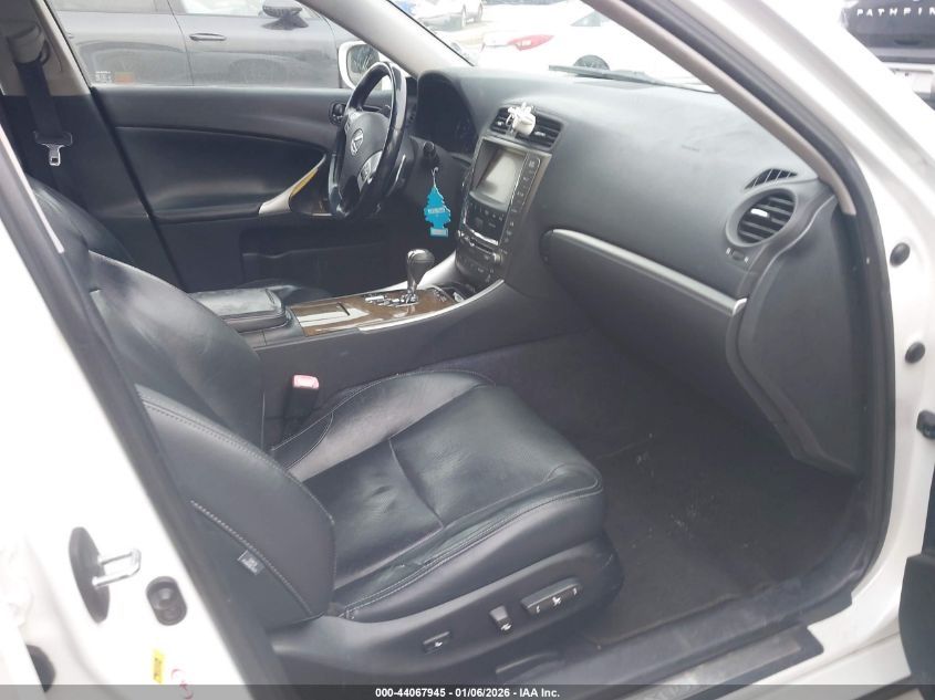 Lexus is 250 na części różne kolory