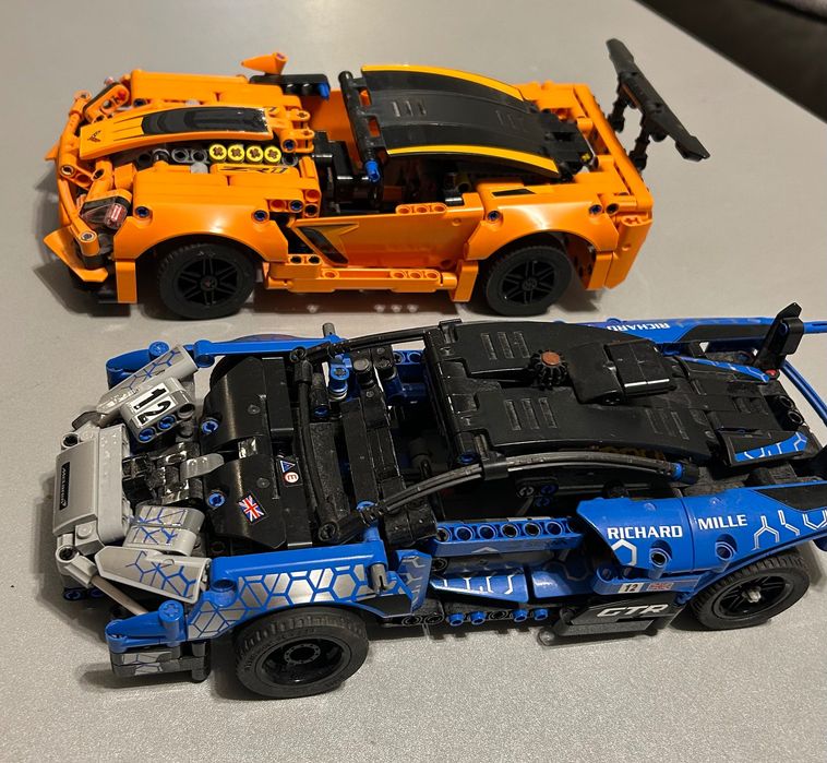LEGO Technic McLaren Senna GTR + Corvette ZR1 – 2 modele