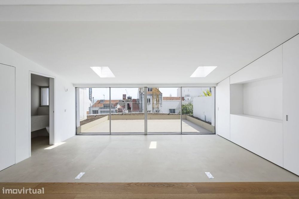 Moradia T4 com jardim, Lapa, Lisboa
