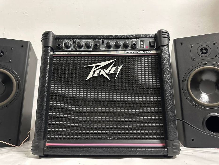 Wzmacniacz combo gitarowo Peavey RAGE 158