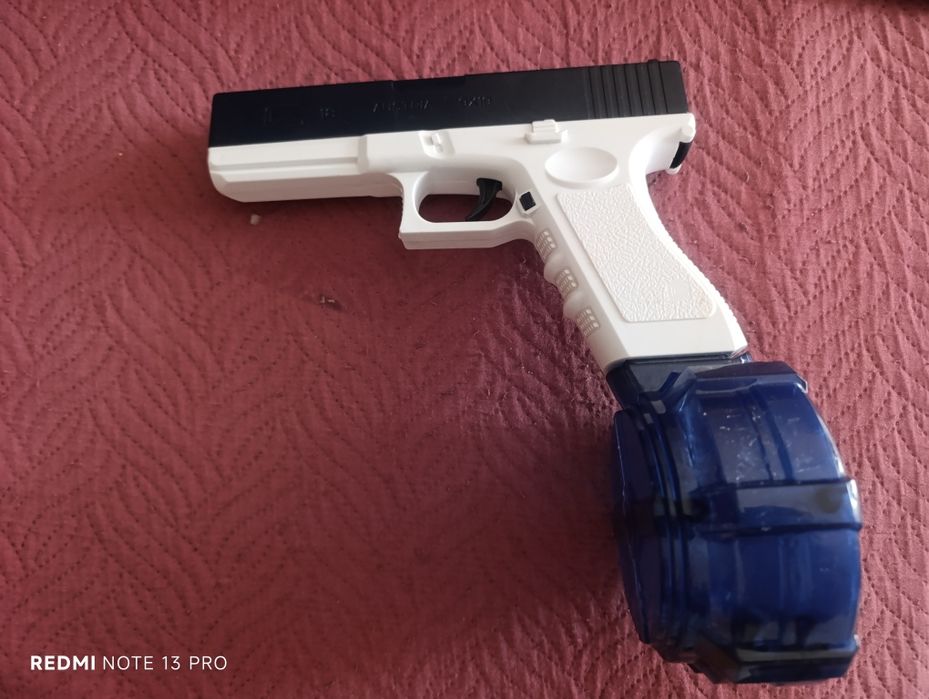 Pistola de água elétrica