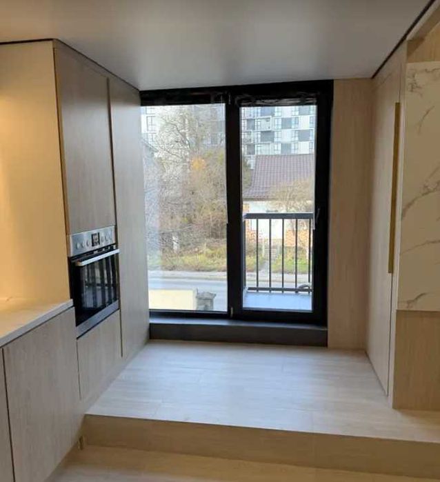 √ 1 кімнатна квартира біля Чайки