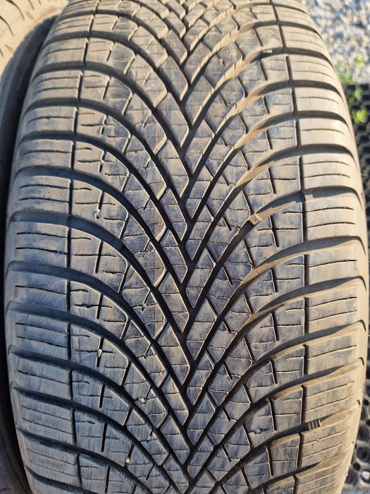Opony wielosezonowe Dębica Navigator3  205/55r16 (94V) XL