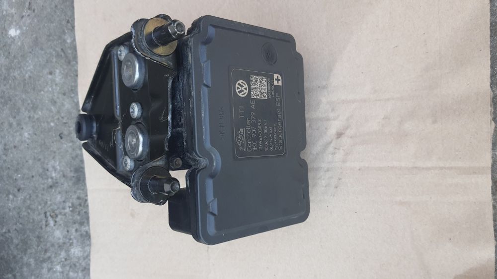 Блок управления АБС (ABS) гидравлический ABS (АБС) VAG (Golf 5, Octavia A5, Altea) 1K0907379AE
