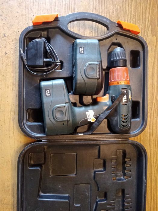 Шуруповерт без акумуляторів