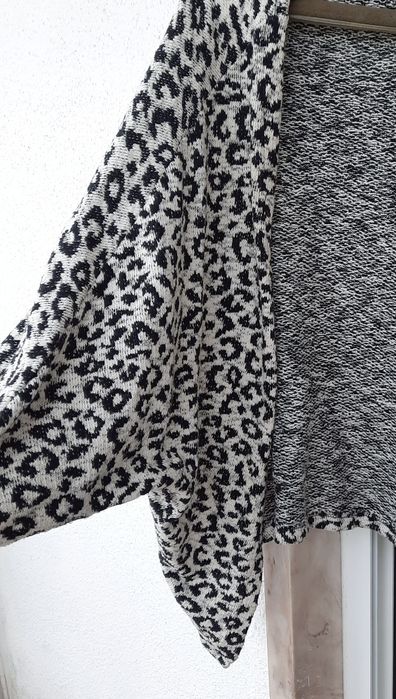 Casaco de malha aberto S (inclui portes)