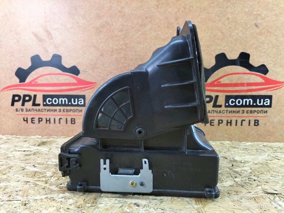 Kia Cerato I LD 2003-2008 корпус воздуховод вентилятора печки