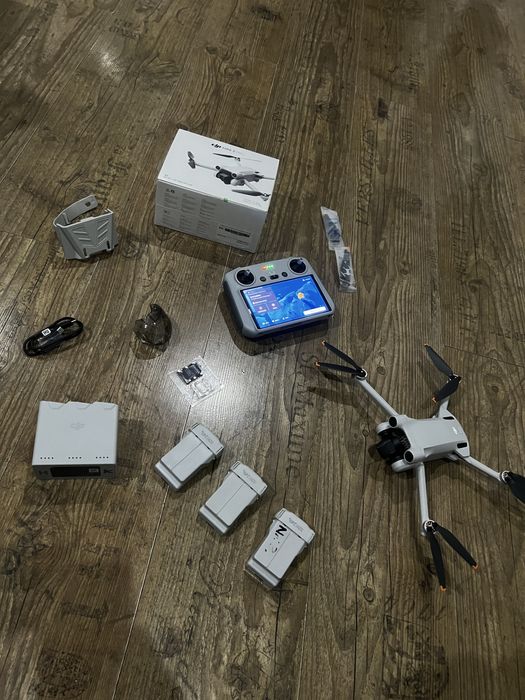 Dron dji3 pro jak nowy