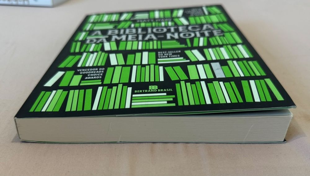 A Biblioteca da Meia-Noite, Matt Haig