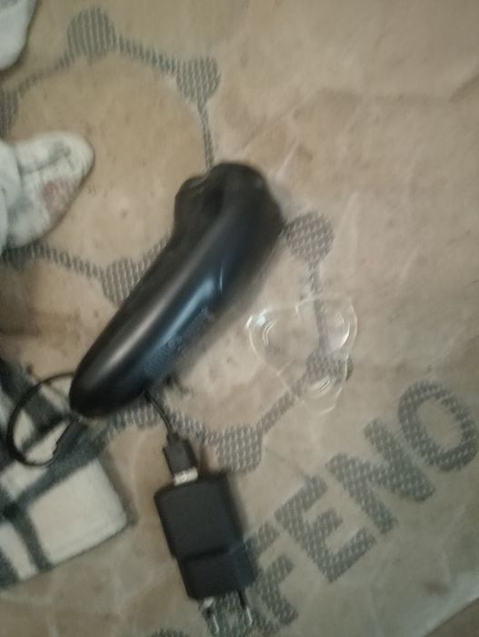máquina cortar barba.