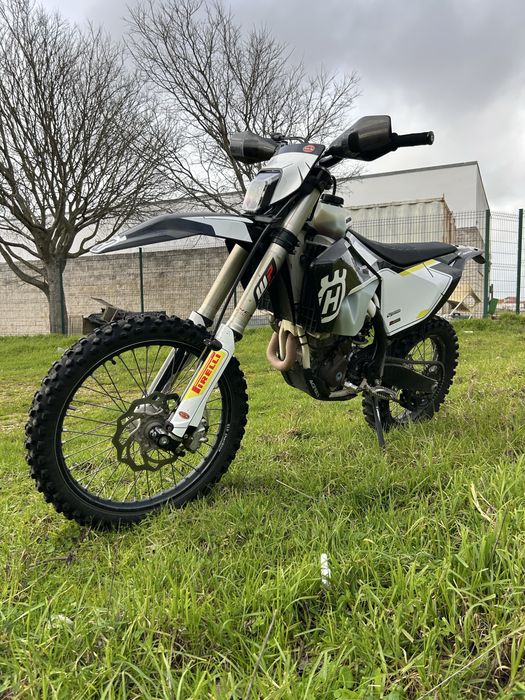 Husqvarna FC/FE 250 matriculada