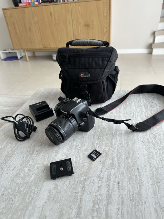 Фотоапарт Cenon EOS 1100D+18-55mm.
