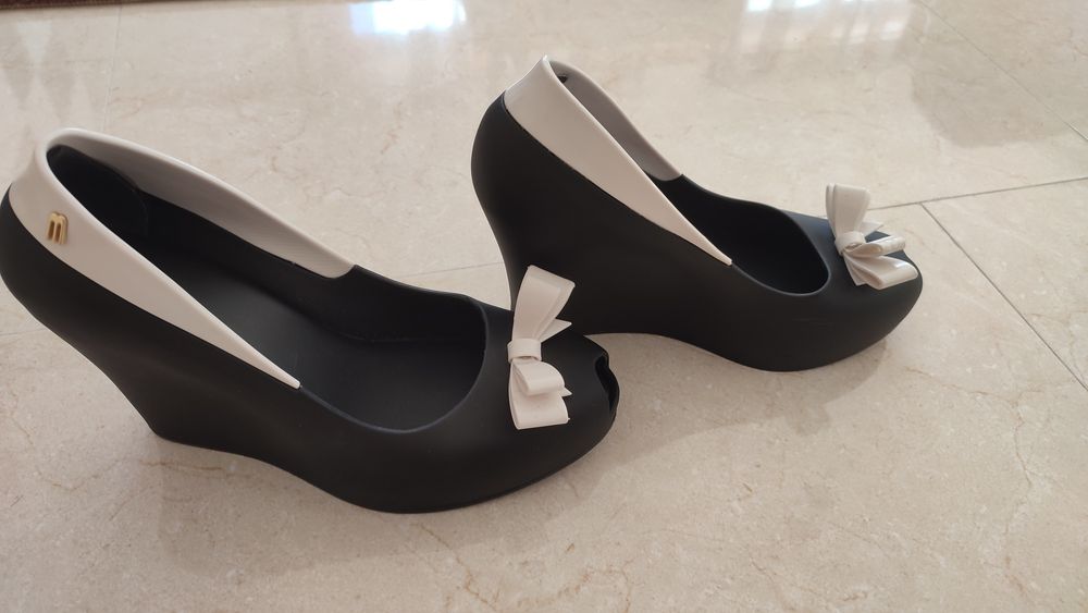 Melissa Queen wedge AD 39