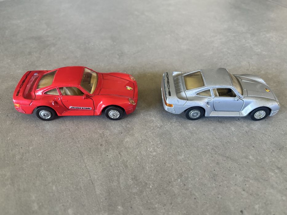 Modele MC Toy skala 1/36 2X Porsche 959 pull back made in Macau