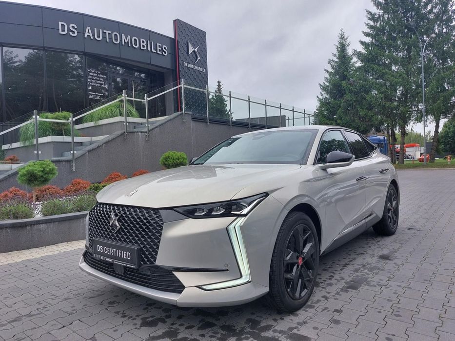 DS Automobiles DS 4 1.6 E-TENSE Performance Line EAT Niski przebieg 2022 Rok