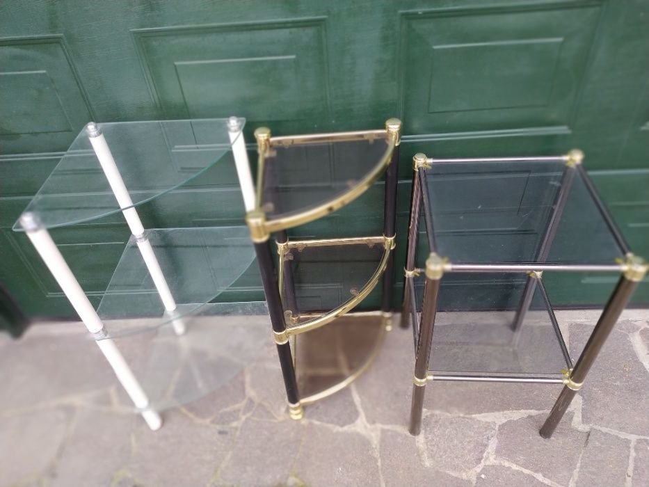 półka narożna stojąca