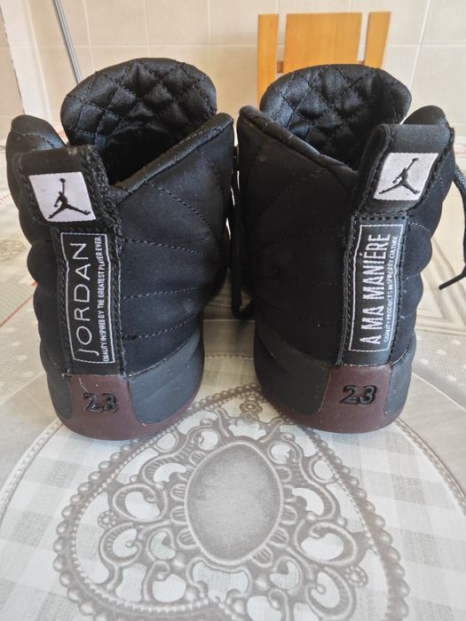 Botas Jordan, pretas e bordeaux