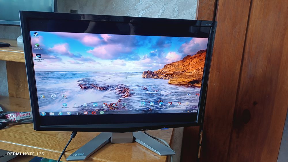 Продам монітор Acer p223w