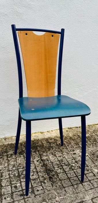 Cadeiras de madeira