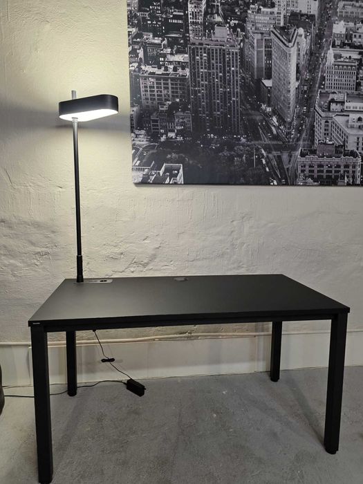 Biurko Premium Nowy Styl 140x70 z USB i lampą | Transport GRATIS