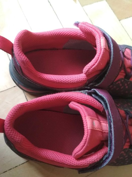 Buty turystyczne półbuty trekingowe wiosenne jesienne na rzep Quechua