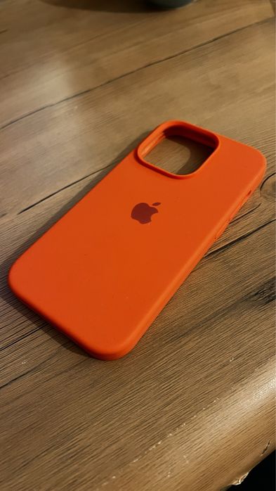 Oryginalne Etui silikonowe iphone 14 pro + 1 gratis