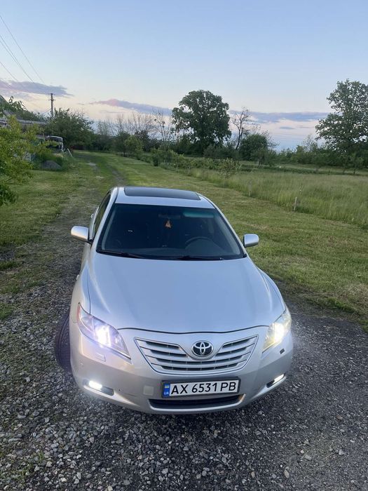 Продам  TAYOTA Kamry