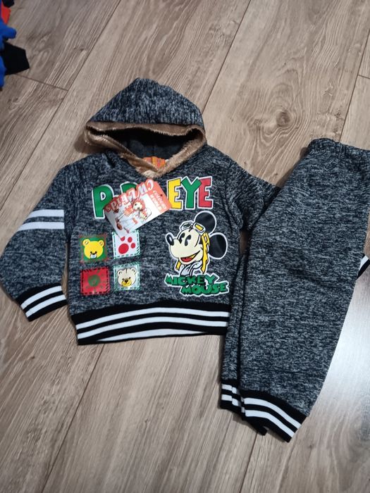 Dresowy komplet rozm 74/ dres