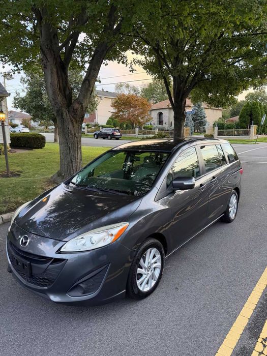 Mazda 5      2014