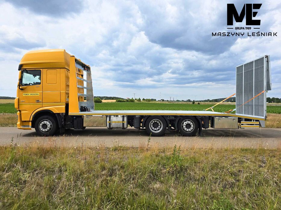 Zabudowa pomocy drogowej - producent - auto laweta - przewóz maszyn