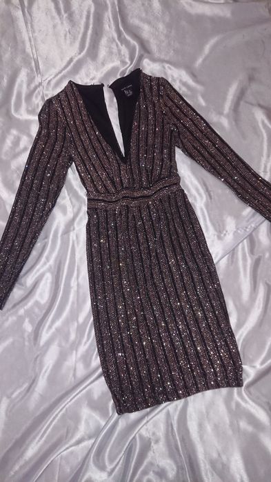 Розкішна сукня плаття розмір S