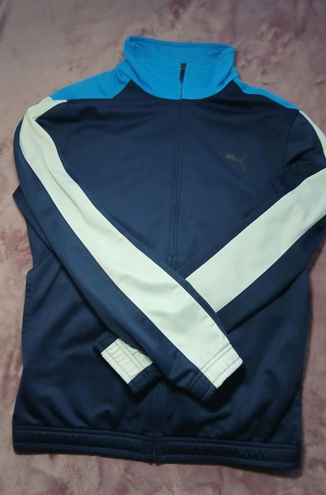 Олімпійка  puma(зіпка) в гарному стані L-M