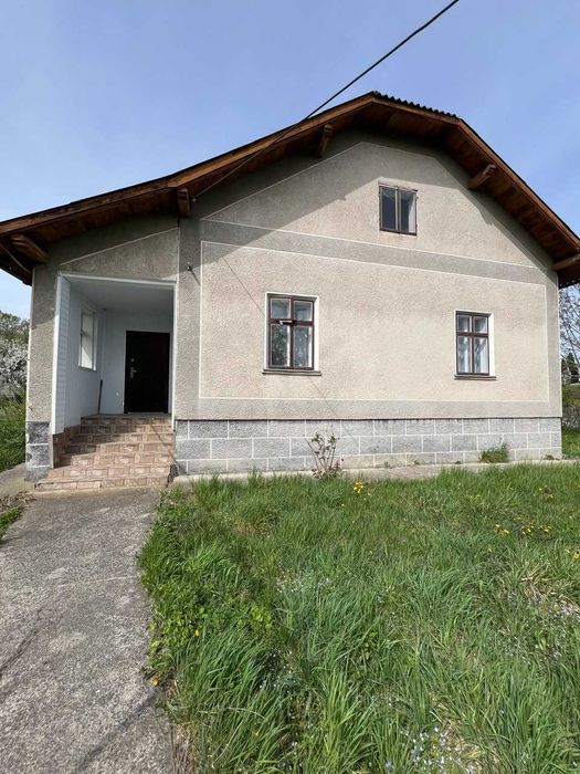 Продаж будинку в Єзуполі