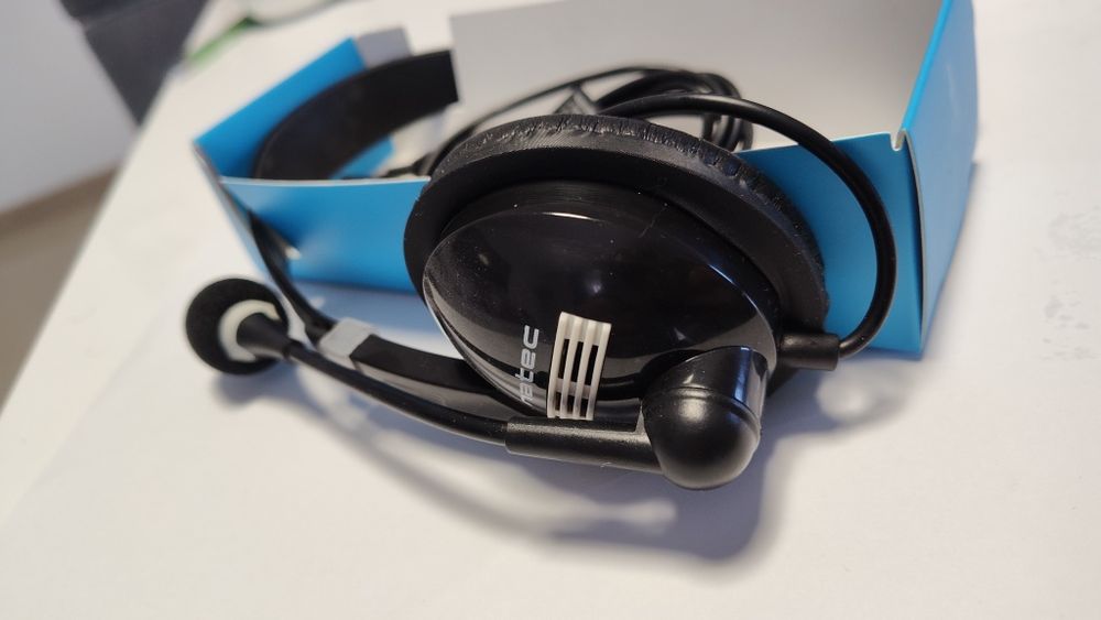 Słuchawki nauszne przewodowe USB
