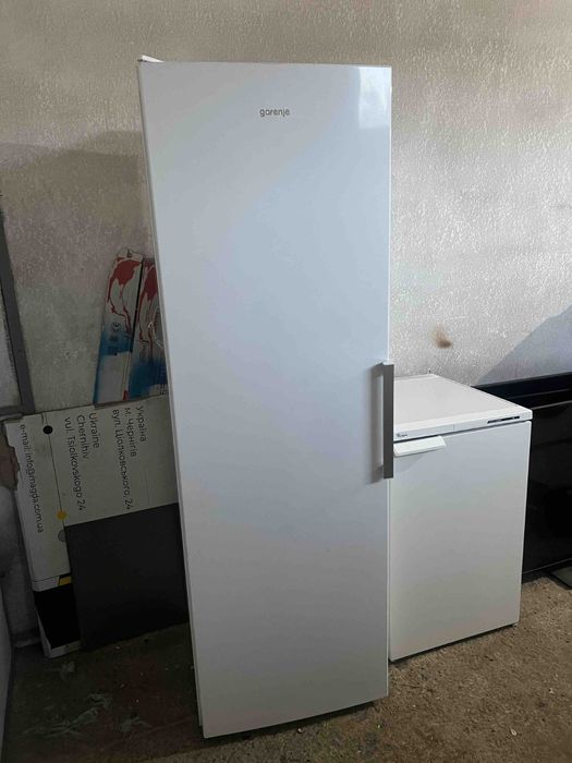 Холодильники та морозтльні камери