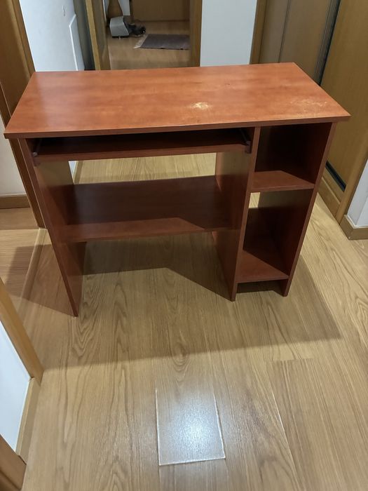 Secretaria com impressora HP Deskjet 5740