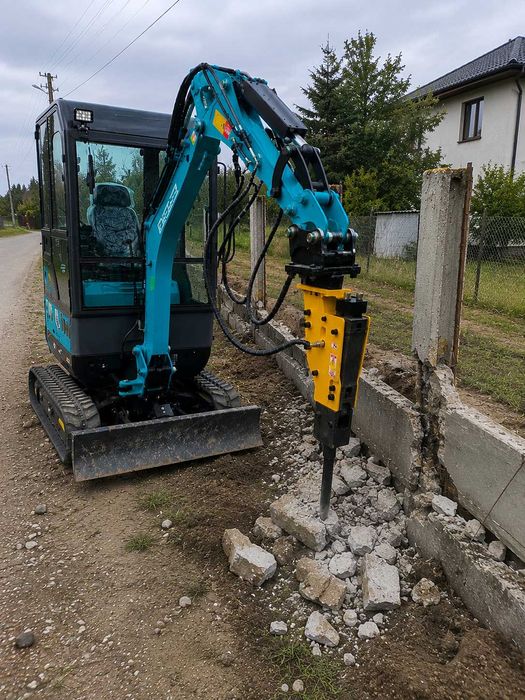Usługi minikoparką | Wykopy | Wiercenie | Kucie | Transport