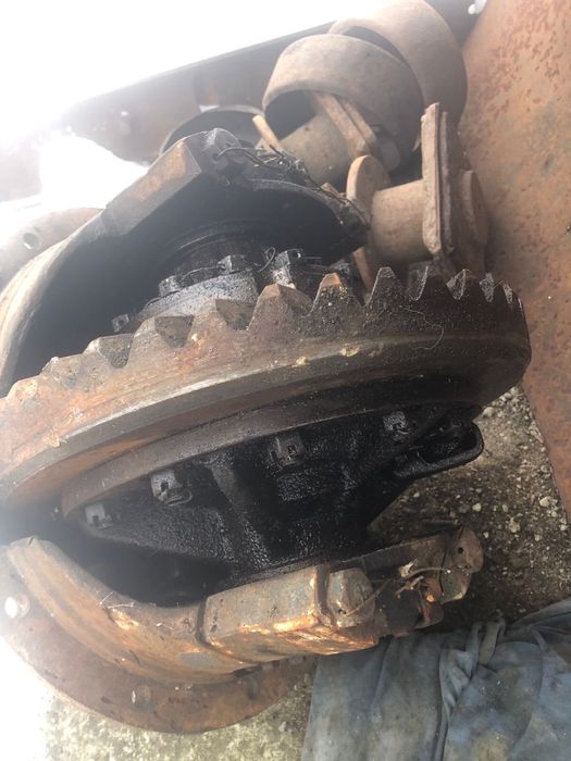 Редуктор заднього моста ГаЗ 52-53