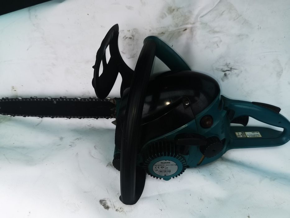 Piła spalinowa makita