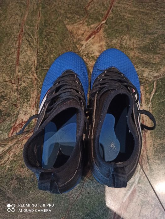 Adidasy halowe 38