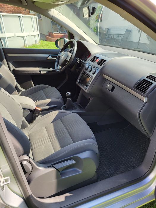 Volkswagen Touran 2010r 1.4 benzyna