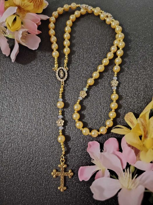 Um Momento de Fé e Amor.  Com Rosario e Terço.