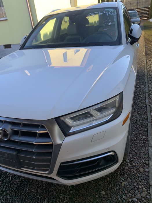 Фара audi q5 80a