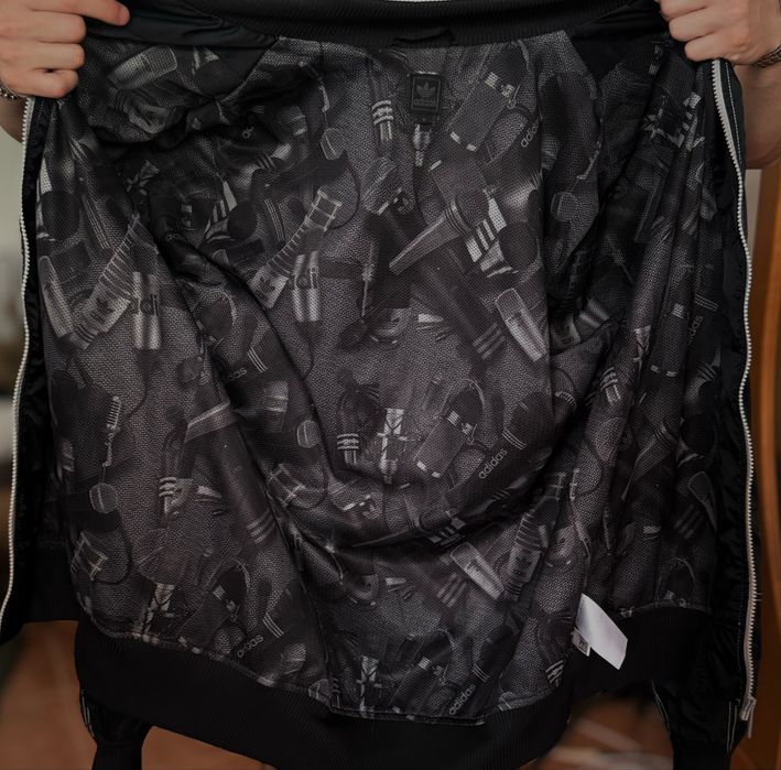 Casaco Adidas edição limitada