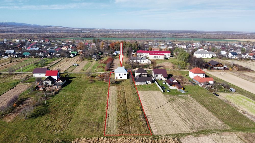 Будинок з цегли готовий під ремонт: неподалік від Стрия, с.Семигинів