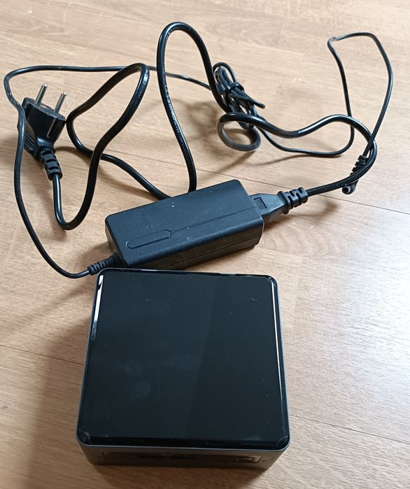 Mini PC Intel NUC NUCC7 JY