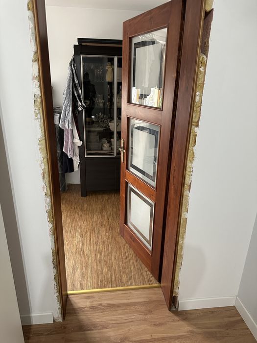 Drzwi wewnętrzne drewniane